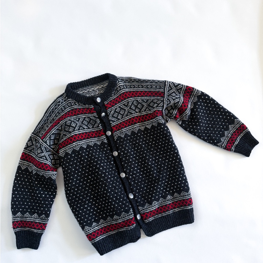 Black and Red Patterned Scandinavian Cardigan